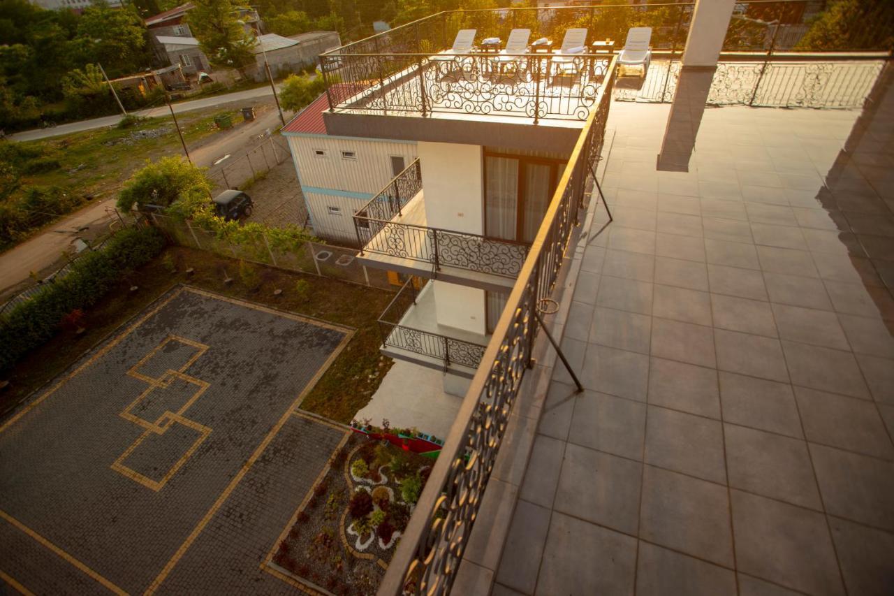 Pollux Batumi Exterior foto