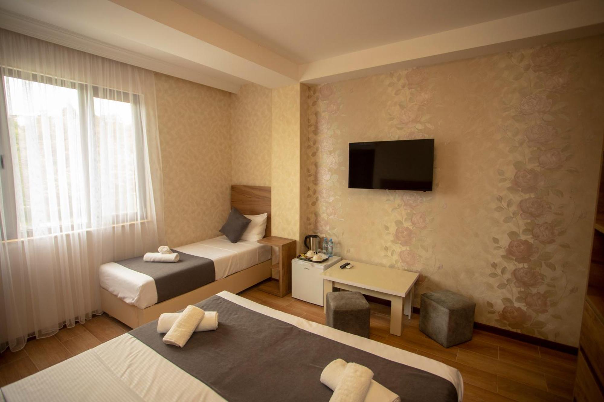 Pollux Batumi Exterior foto